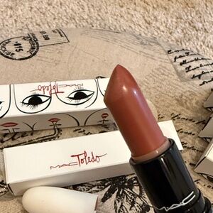MAC Cosmetics Toledo Lipstick - Warm Nude
